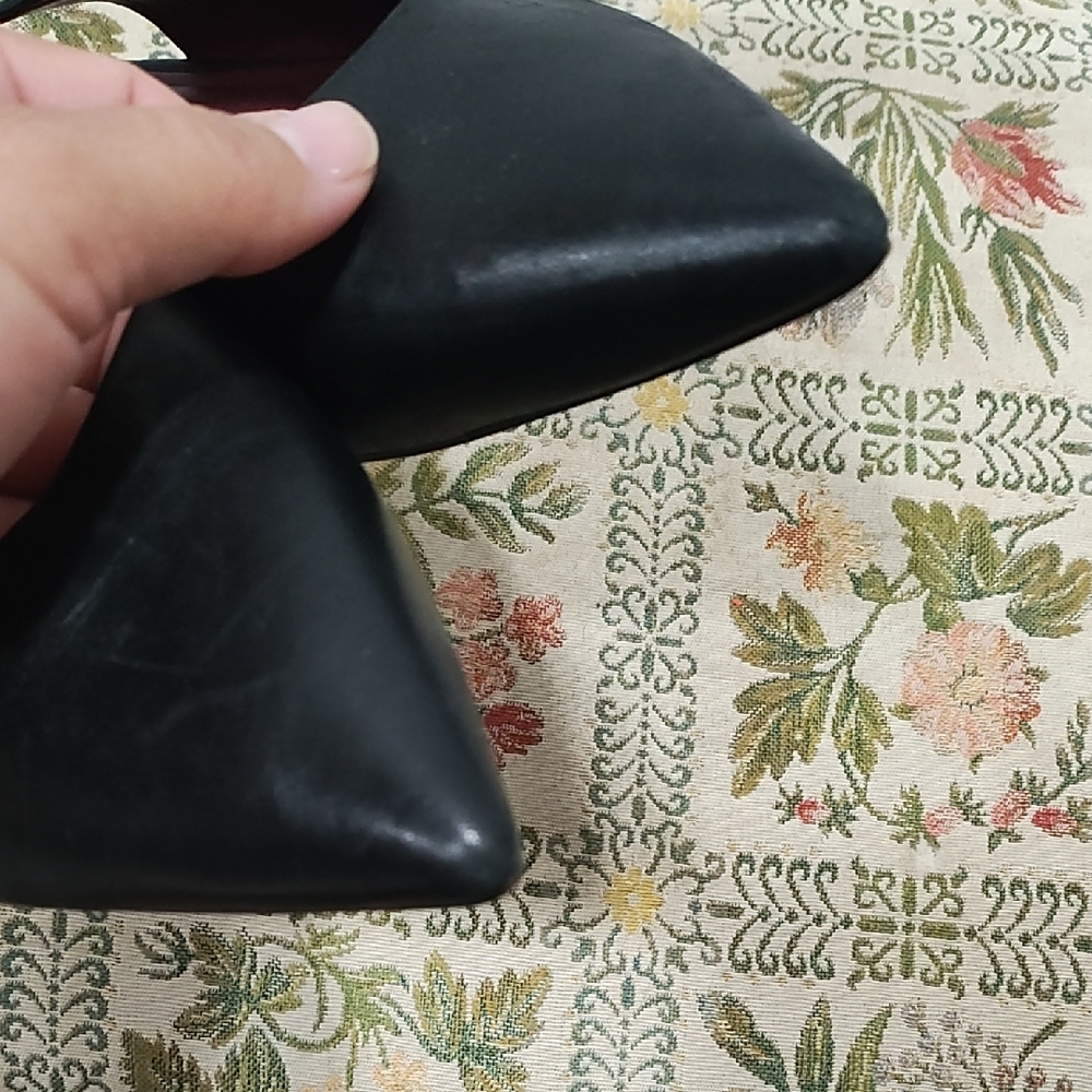 Franco Sarto Black Slingback Flats - Picture 2 of 6